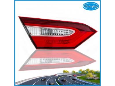 Đèn Cốp 2.0G Camry 2019