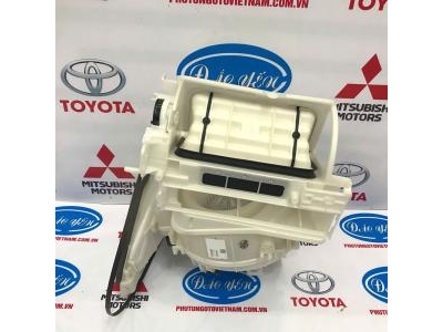 Hộp Mô Tơ Quạt Dàn Lạnh Trước Hiace 2018 87130-26250