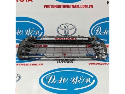 Lưới Cản Trước Camry 2025