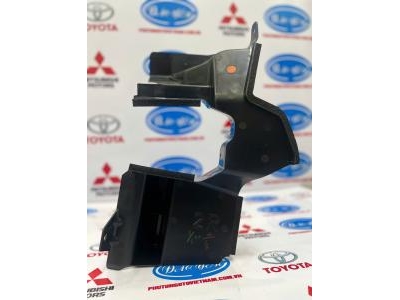 Ốp Che Hông Két Nước RH MitSu Xpander 2022 7812A604