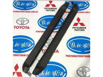 Bậc Lên Xuống Phần Trên (Sơn Đen) Fortuner 2021 51702-0K160