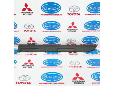 Ốp Cửa Trước Xpander Cross 2020 5727A631, 5727A632