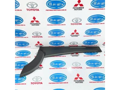 Ốp Cửa Sau Mitsubishi Xpander Cross 2021 5757A687, 5757A688
