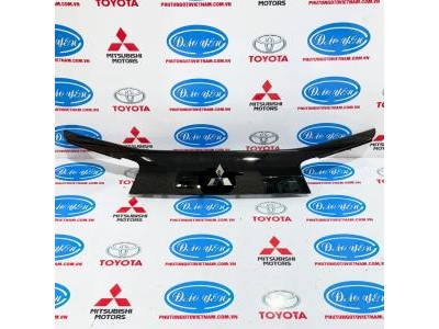 Nẹp Cốp Sau Xpander 2021 5817A289XA