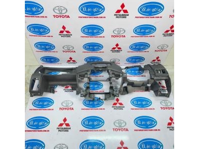 Mặt Taplo Dưới Innova 2014 55303-0K040-B1