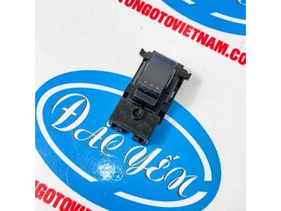 Công Tắc Bấm Kính Đơn Rush 2019 84810-BZ130