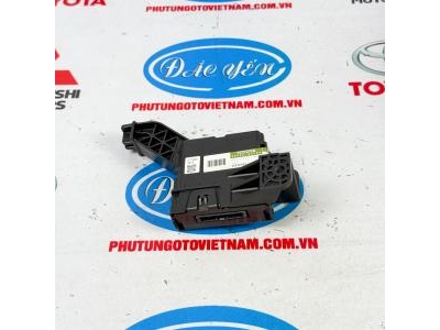 Hộp Điều Khiển Lạnh Altis 2017