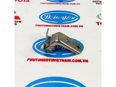Bản Lề Dưới Cửa Sau Innova 2021 68780-0K040, 68770-0K040