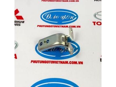 Bản Lề Cửa Trước Cross 2023 68710-0D050, 68720-0D050