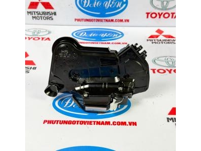 Khóa Ngậm Cửa Trước Camry 2023 69030-02480, 69040-02450