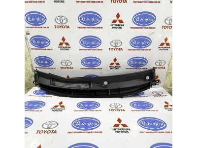 Ốp Nhựa Chân Kính Chắn Gió Vios 2023 55708-0D282