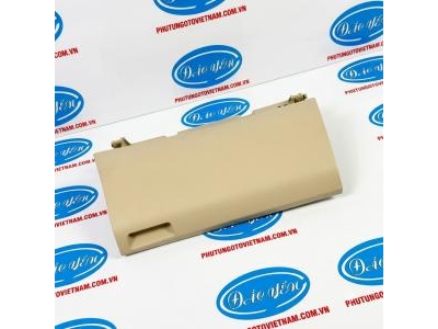 Nắp Cốp Phụ Taplo Innova 2006 55440-0K040-A0