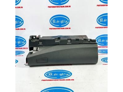Nắp Cốp Phụ Taplo Innova 2017 55440-KK040-C0