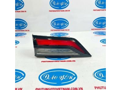 Đèn Cốp Yaris Cross 2023 81580-BZ400, 81590-BZ400