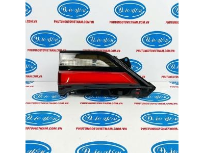 Đèn cốp Innova Cross 2025 81591-VT020, 81581-VT020