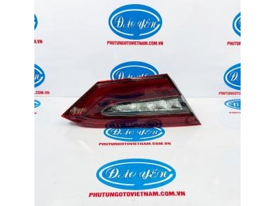 Đèn Cốp Camry 2022 81591-06A00, 81581-06A00