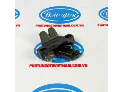 Khóa Ngậm Cốp Sau Altis 2018- 2023 64600-02080