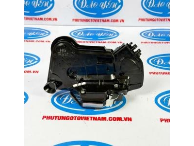 Khóa Ngậm Cửa Trước Camry 2023 69030-02480, 69040-02450
