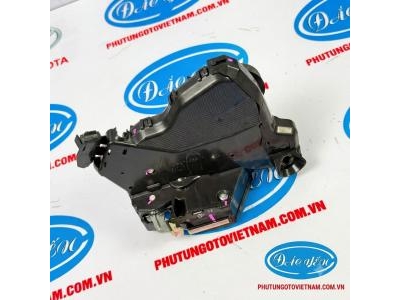 Khóa Ngậm Cửa Trước Innova 2007- 2015 69040-0K070, 69030-0K070