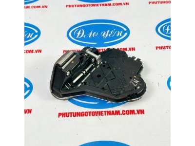 Khóa Ngậm Cửa Sau Innova 2017 69050-0K020, 69060-0K070