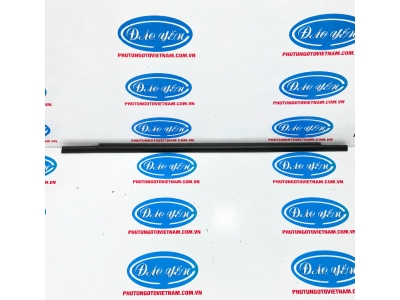 Lông Mi Cửa Sau Mitshubishi Xpander 2020 5757A681, 5757A682