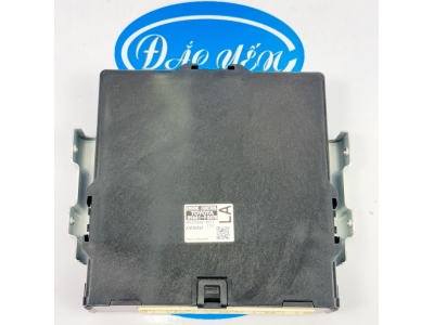 Hộp Ecu ( Hộp Đen ) Innova 2017 89661-F0670