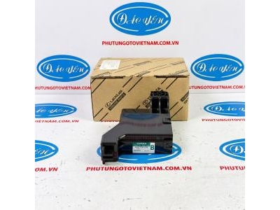 Hộp Điều Khiển Lạnh Innova 2015 88650-0K120