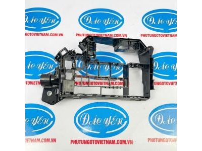 Hộp Thân Giữa Corolla Cross 2020 82666-12650