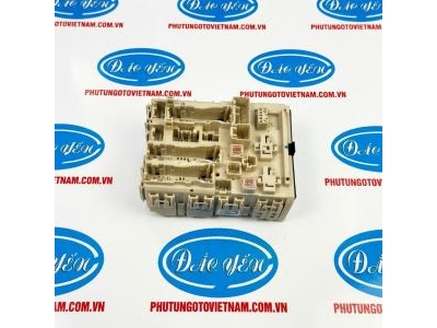 Hộp Cầu Chì Trong Hiace 2018 82730-26111