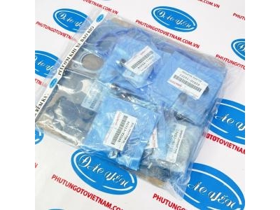 Bộ ron phốt động cơ phần trên Toyota  Veloz 2022 04112-BZC00