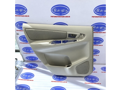 Tappi Cửa Sau Innova 2006 67640-0K090-A2, 67630-0K090-A0