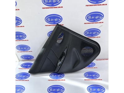 Tappi Cửa Sau Vios 2014 67640-0DC70-C1, 67630-0DC70-C1