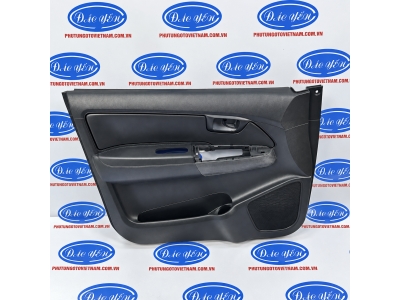 Tappi Cửa Trước Fortuner 2016 67610-0K700-C1, 67620-0K690-C1