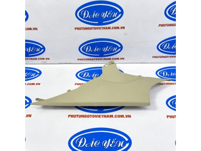 Ốp Bông Tăng Trụ Kính Altis 2014 62470-02400-A0